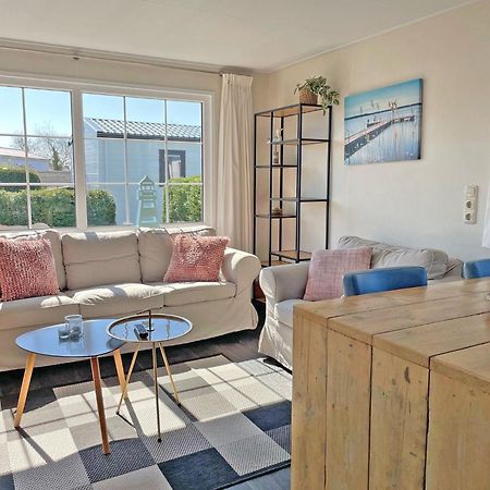 Chalet Zilt Ameland 홀륌 외부 사진