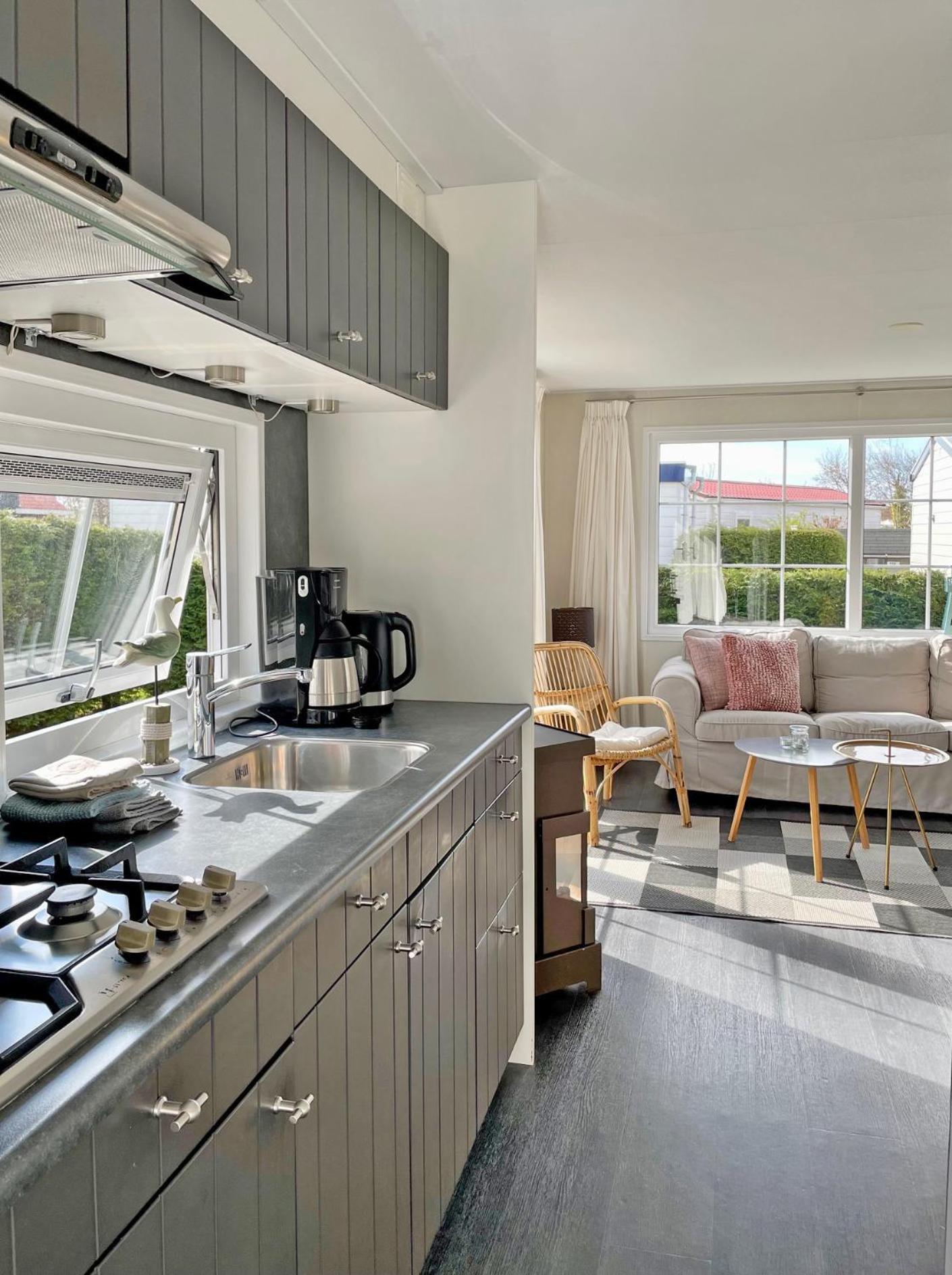 Chalet Zilt Ameland 홀륌 외부 사진