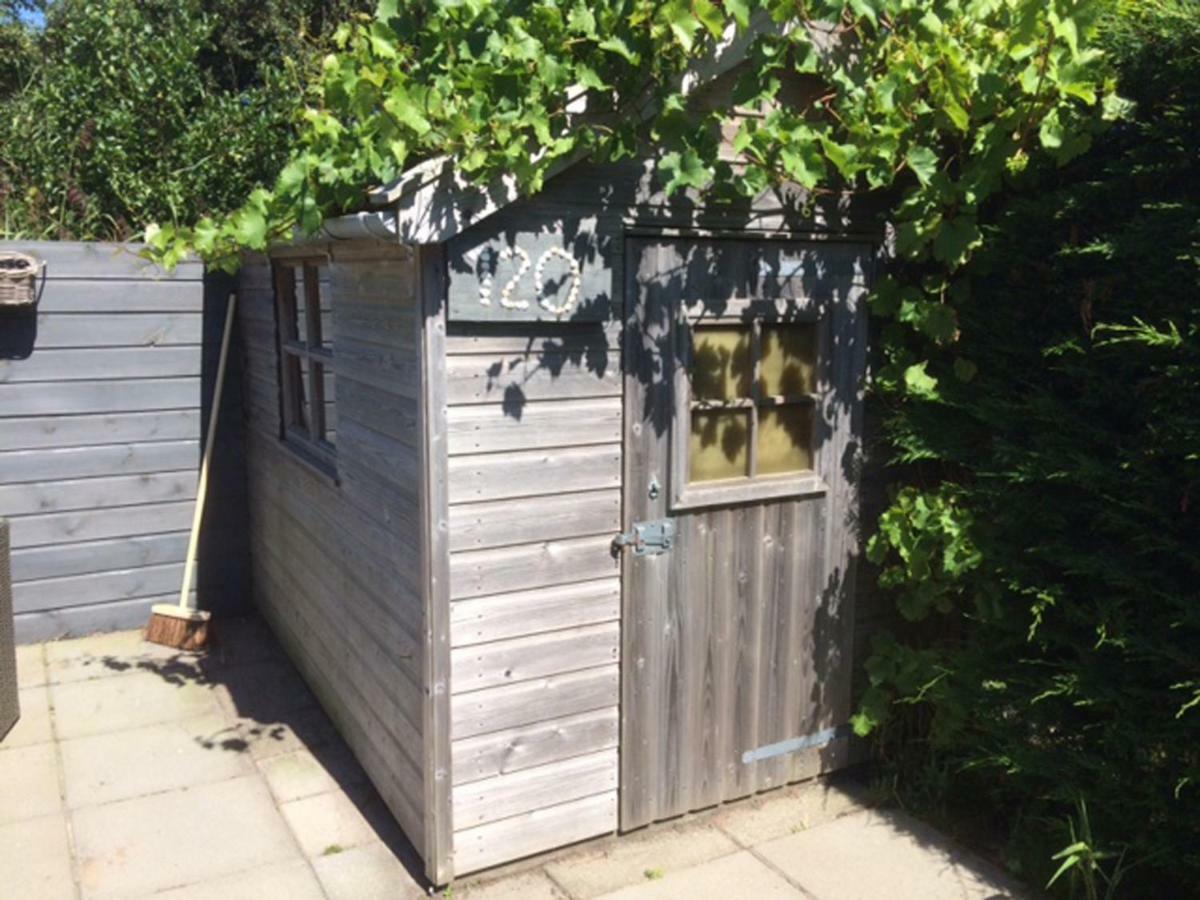 Chalet Zilt Ameland 홀륌 외부 사진