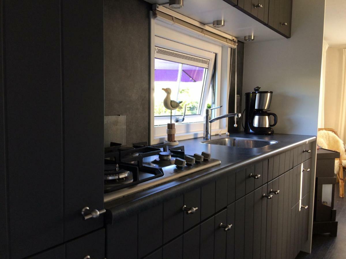 Chalet Zilt Ameland 홀륌 외부 사진